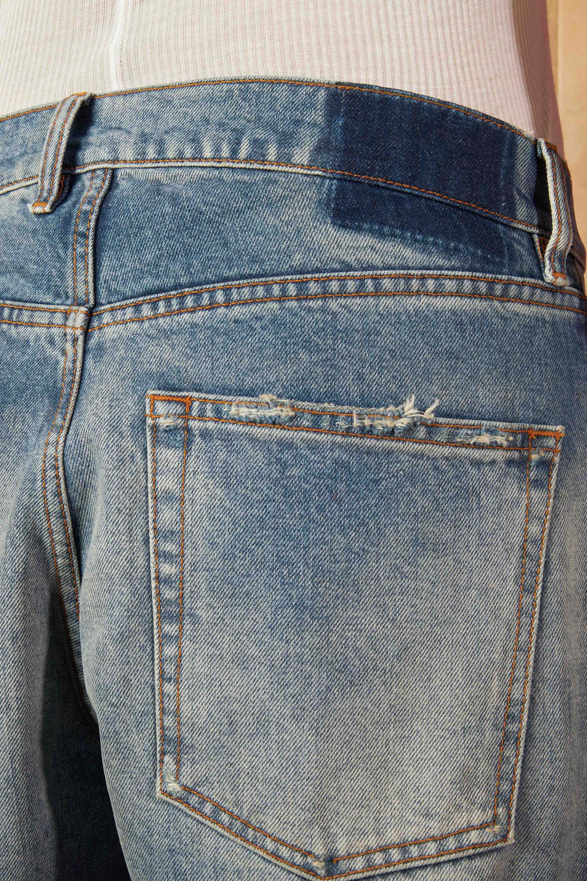 Stone-Washed Loose Jeans