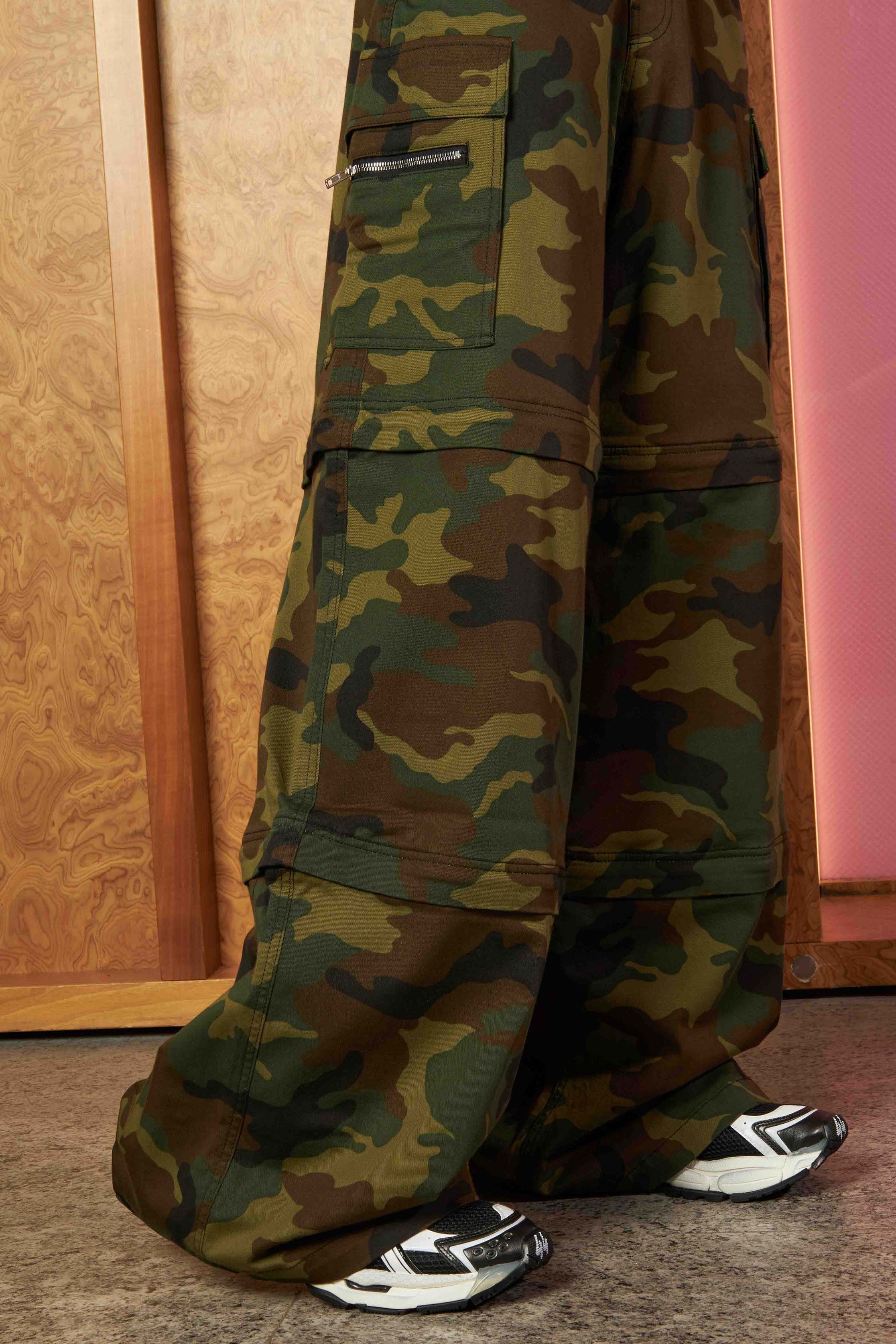 Shop Latest Green Camouflage Pants For Men – DAKS NEO CLOTHING CO.INDIA